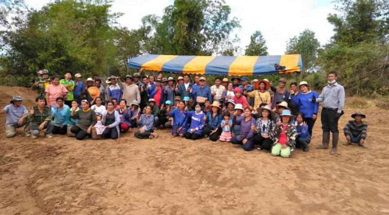 อำเภอวานรนิวาส ร่วมกับองค์การบริหารส่วนตำบลธาตุ และประชาชนตำบลธาตุ ร่วมแรงร่วมใจ สร้างฝายแบบมีชีวิต ฝายห้วยไร่ แห่งที่ ๒ ณ บ้านห้วยไร่ ตำบลธาตุ อำเภอวานรนิวาส จังหวัดสกลนคร (8 ภาพ) 